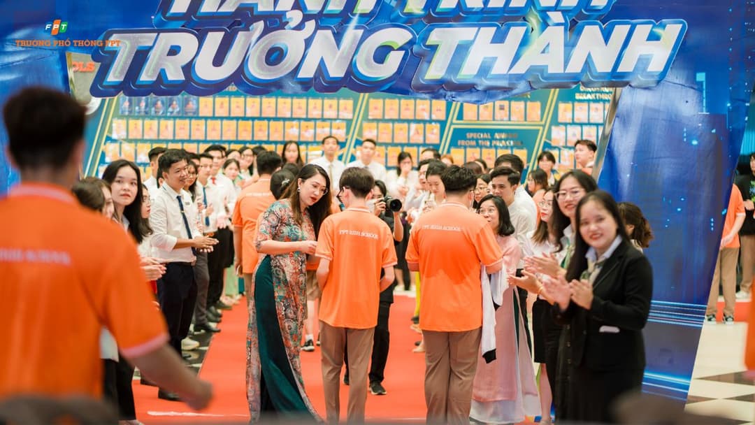 tuần lễ định hướng thpt fpt cần thơ